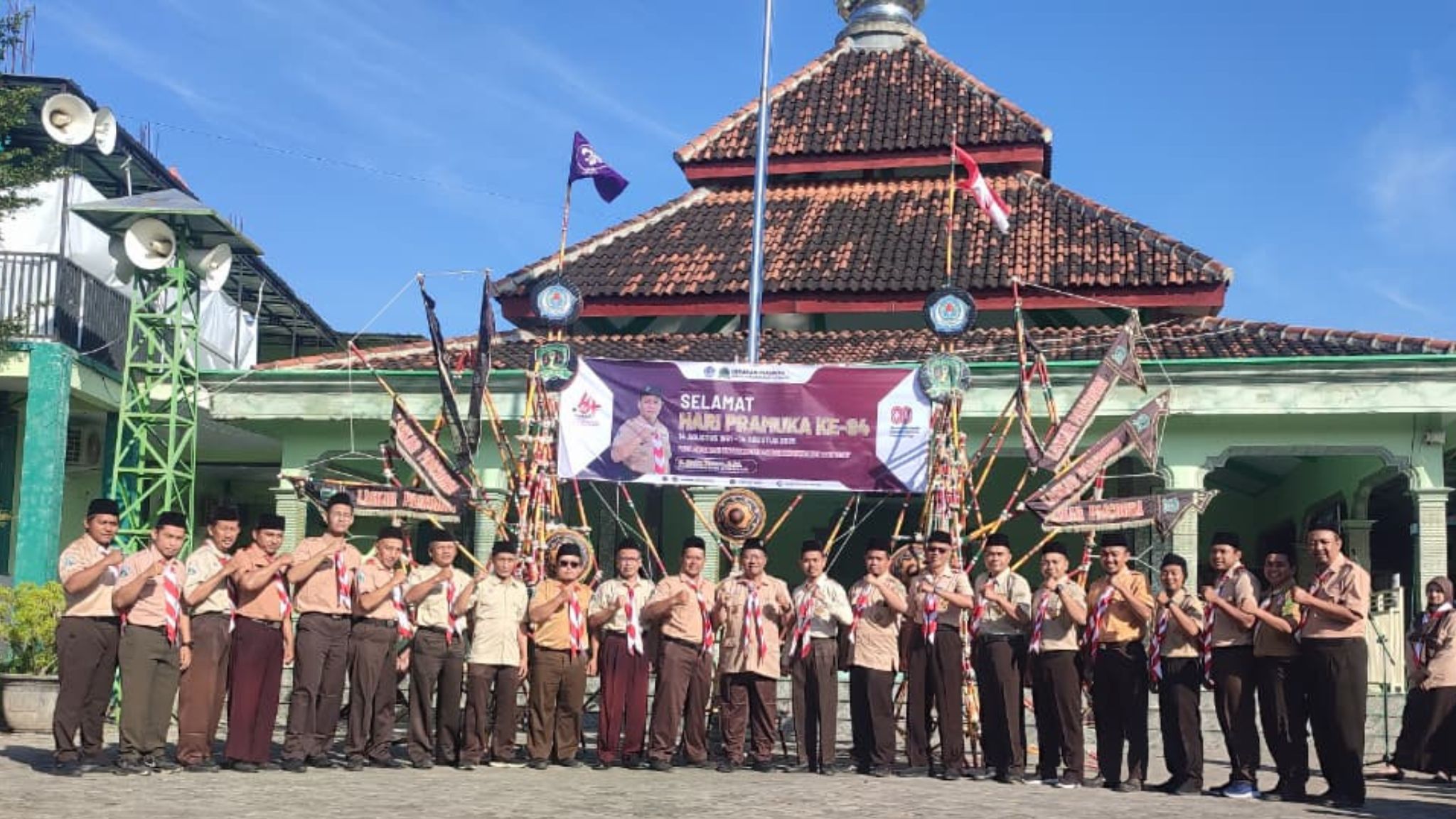 MAN 3 Nganjuk Peringati Hari Pramuka ke-64 dengan Semangat Kolaborasi