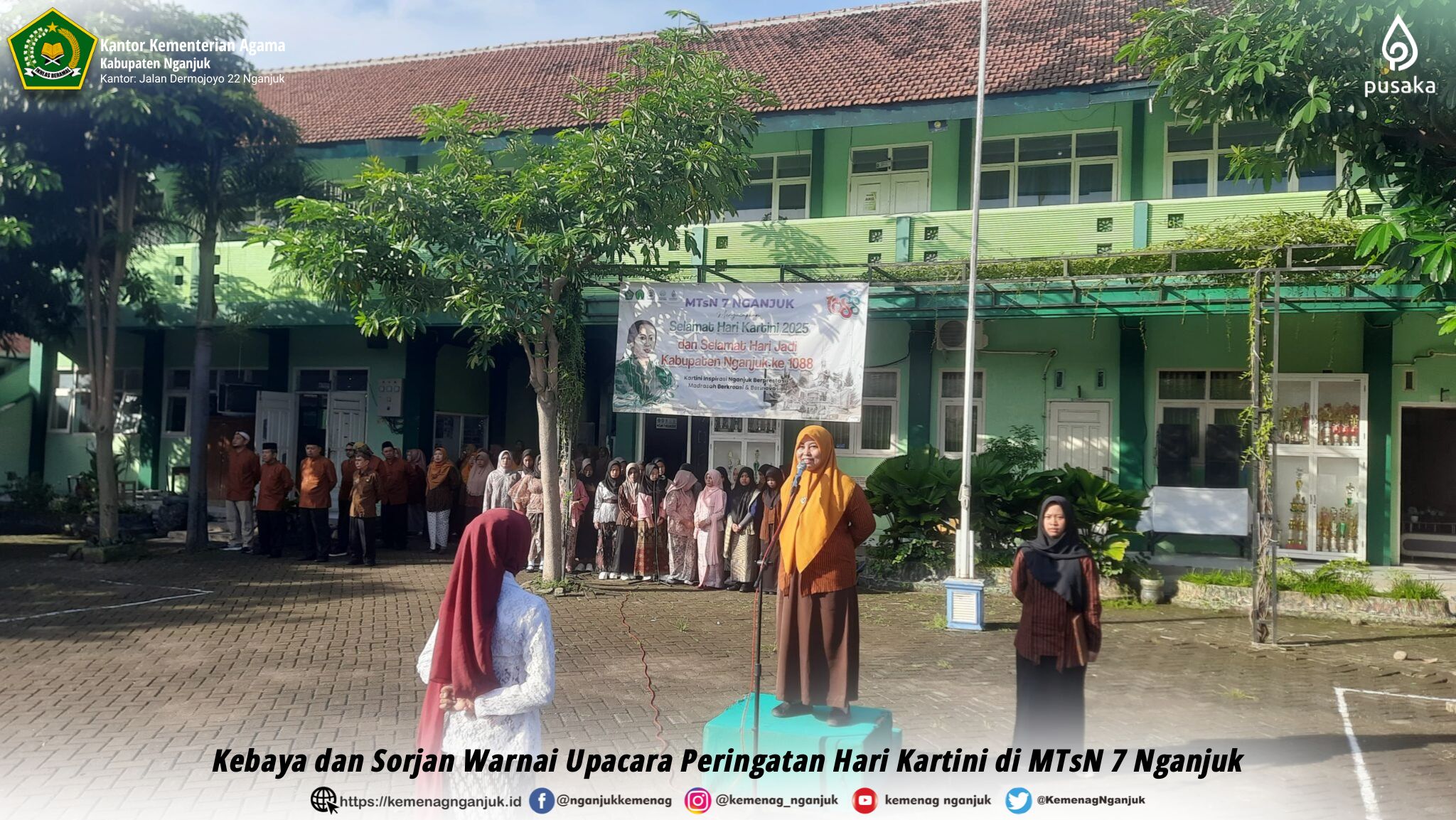 Kebaya dan Sorjan Warnai Upacara Peringatan Hari Kartini di MTsN 7 Nganjuk