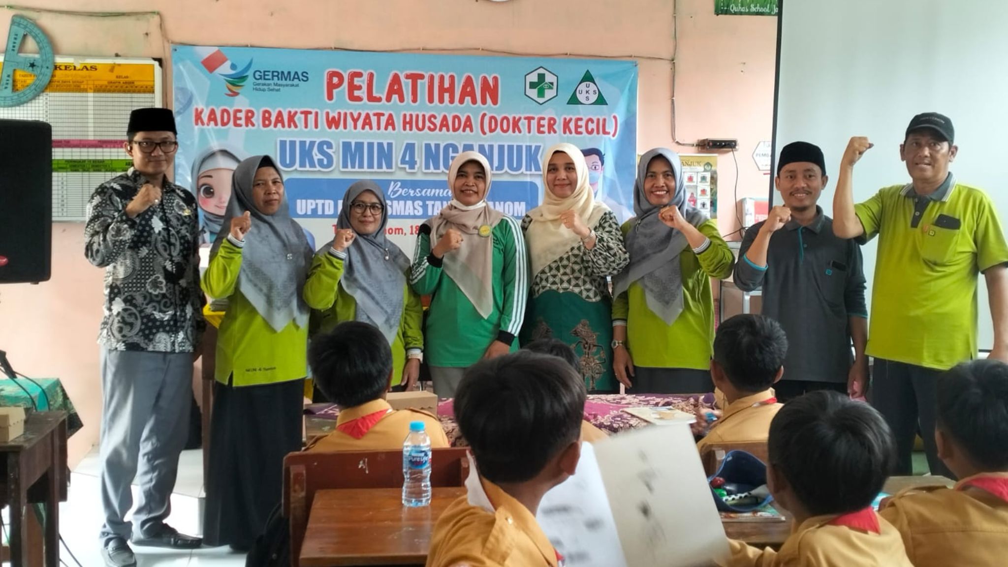 MIN 4 Nganjuk Gelar Pelatihan Kader Bakti Wiyata Husada (Dokter Kecil)