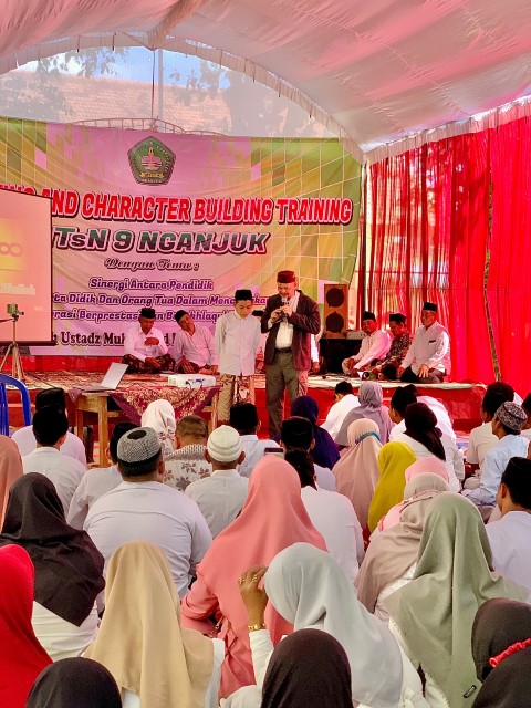 Parenting dan Character Building Training, versi MTsN 9 Nganjuk